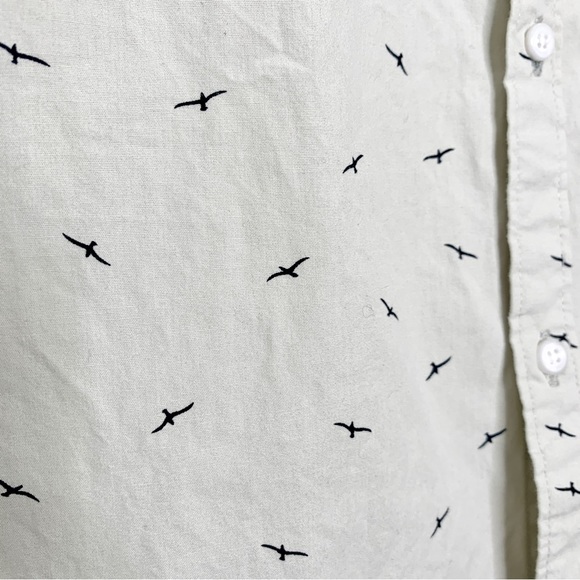 Denim & Flower Ricky Singh Mens Button Up Shirt Blue White Birds Pocket Cotton L - Picture 6 of 7